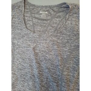 Reebok Active T-Shirt Heather Gray Short Sleeve Athletic Top Medium